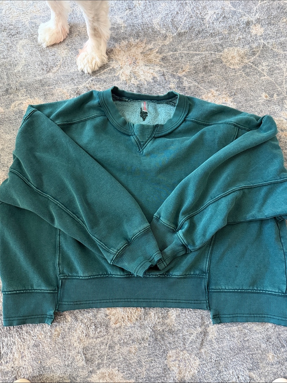 Women’s Free People Movement sweatshirt. M